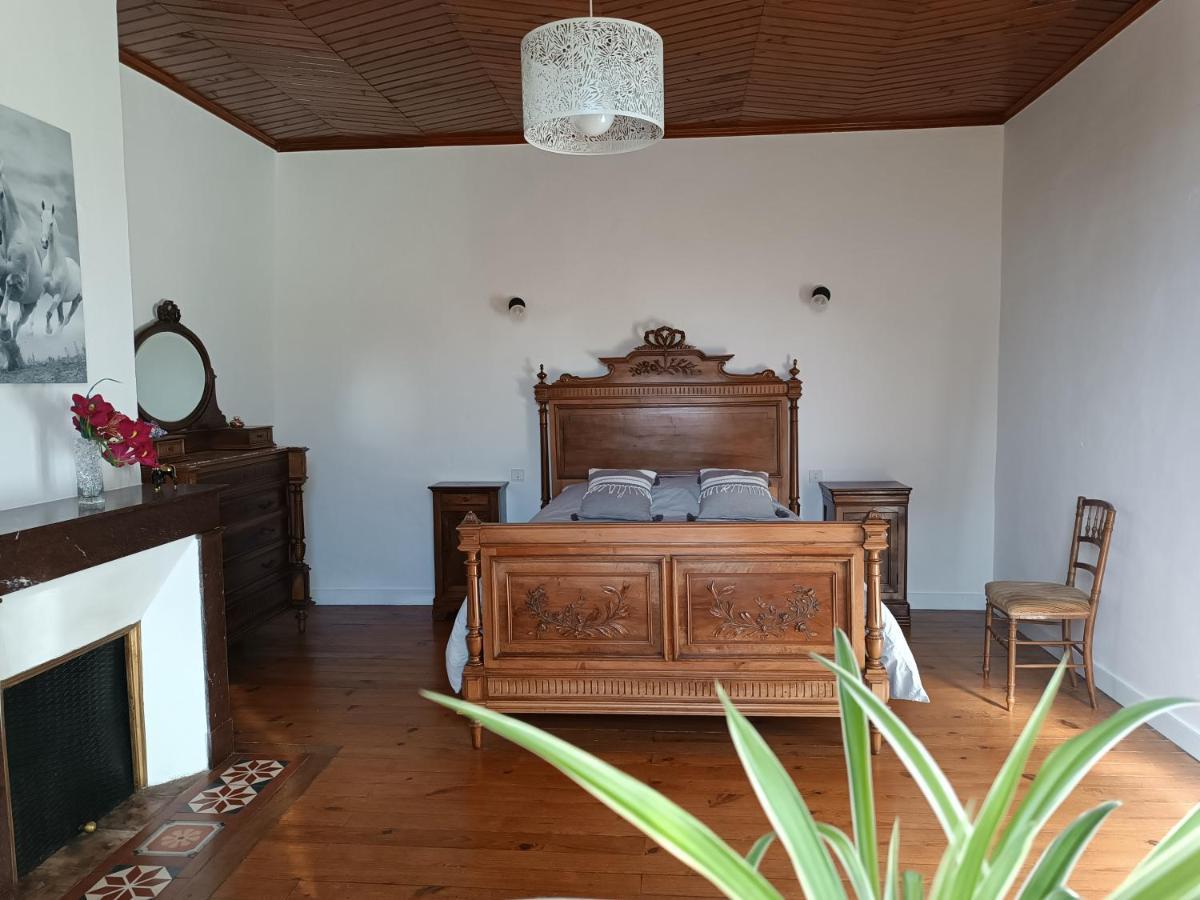 Noaillac Aux Vieux Fours B&B 외부 사진